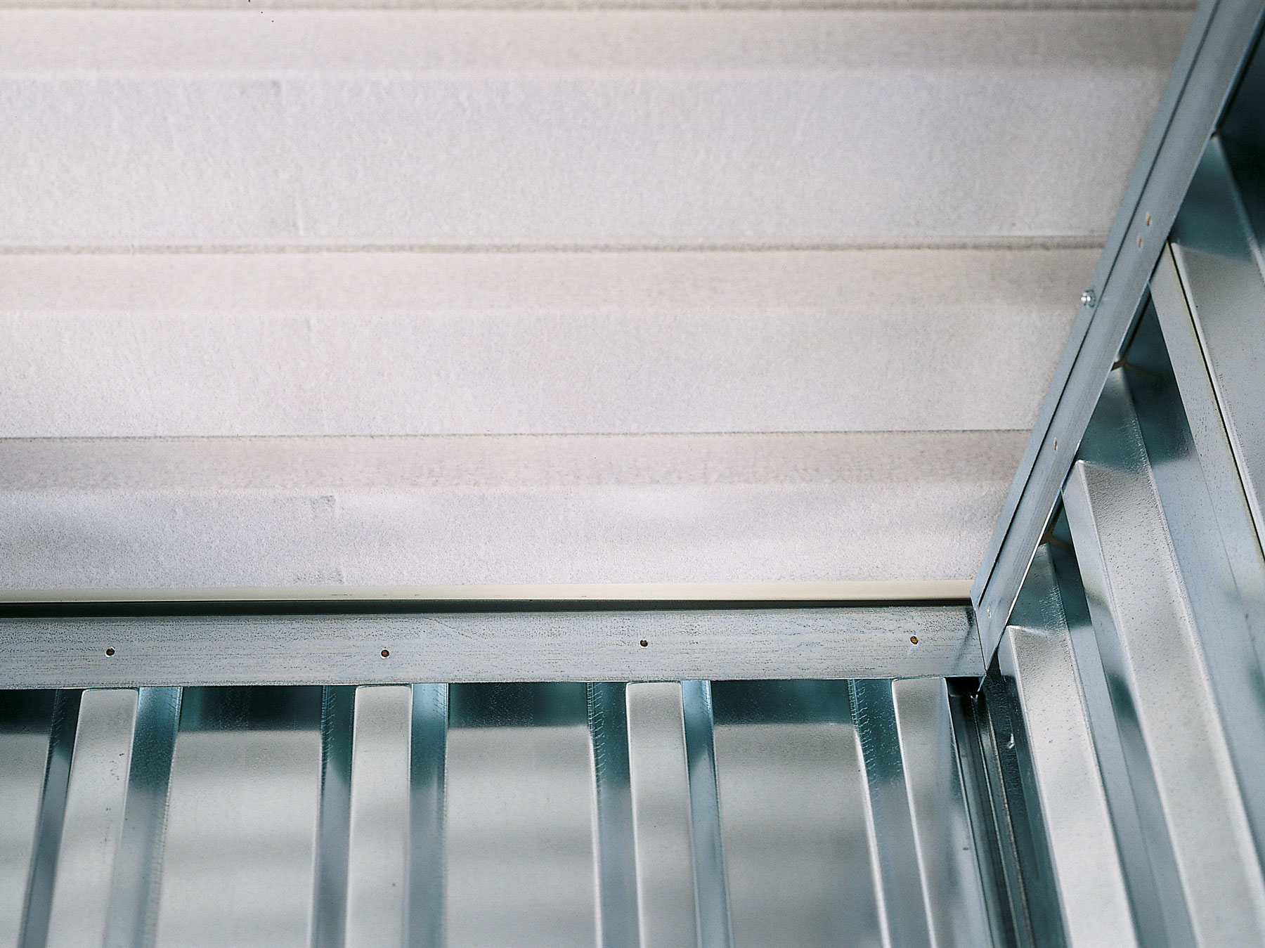 FLADAFI Vliesbeschichtung Dachunterseite für Container  Mehrpreis für Kondeswasser-Stop für Container - nur in Verbindung mit einem FLADAFI-Container bestellbar (SB-C-F1028) Bild-01