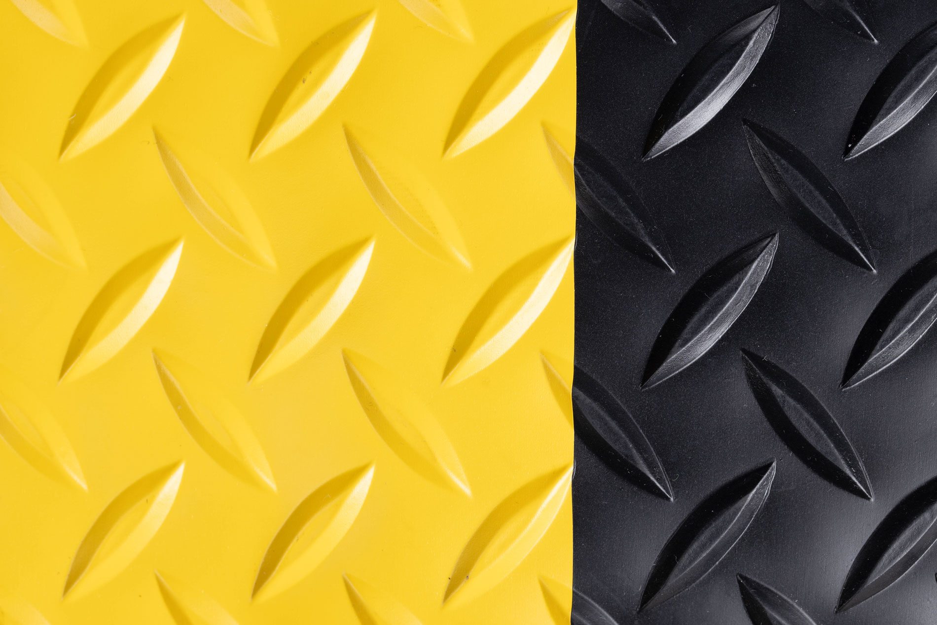 Miltex Arbeitsplatzmatte Yoga Deck Ultra schwarz | gelb - 900 mm Breite je lfm