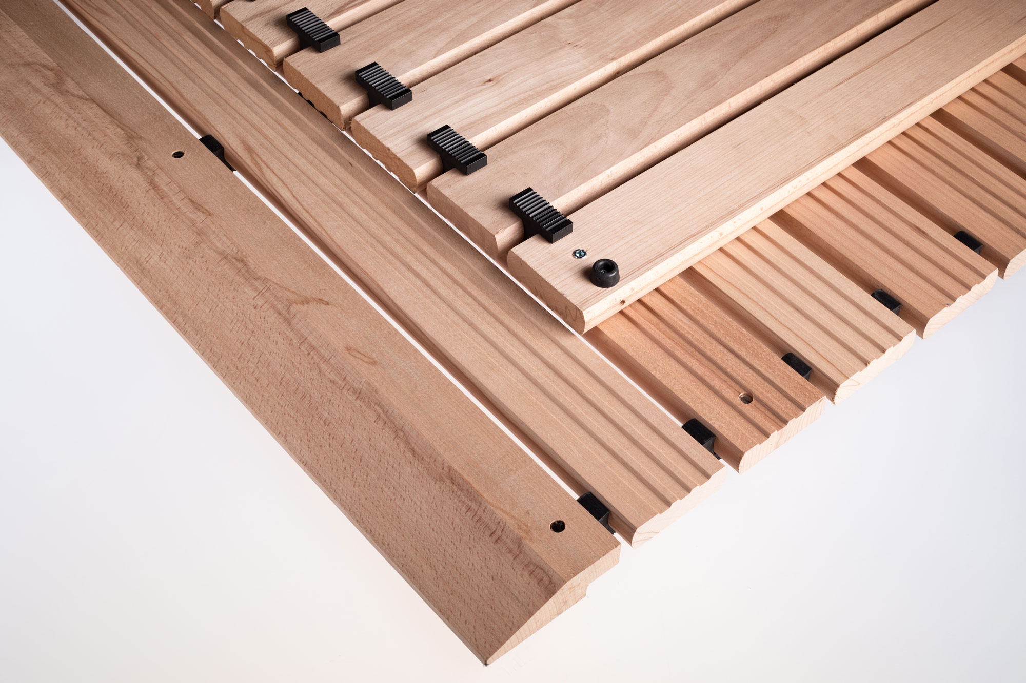 Miltex Arbeitsplatzmatte Yoga Holzrost Typ B - Meterware Holzmatte Buche ohne Auffahrkeile | durchbrochene geriefte Oberfläche - in verschiedenen Ausführungen (MT-C-14010GL) Bild-01