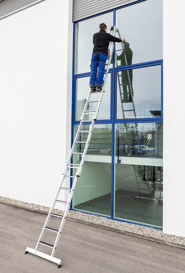 Zu unseren Glasreinigerleitern